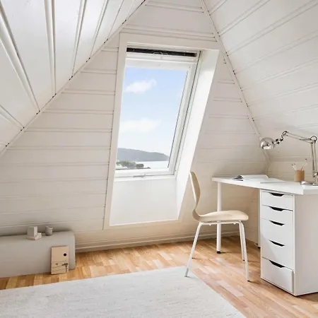 3 Bedroom 500m To Bryggen *